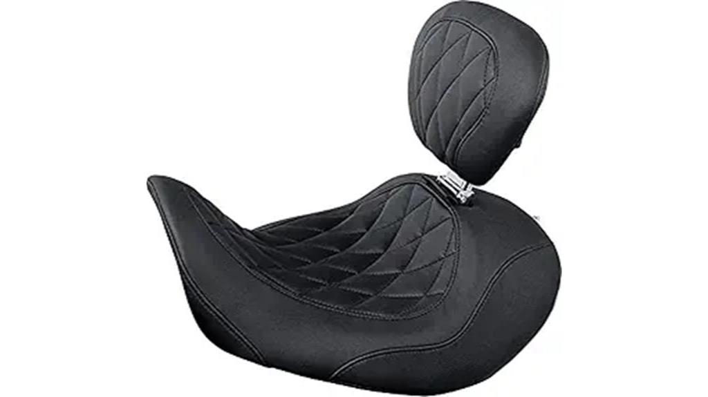 mustang wide tripper solo seat